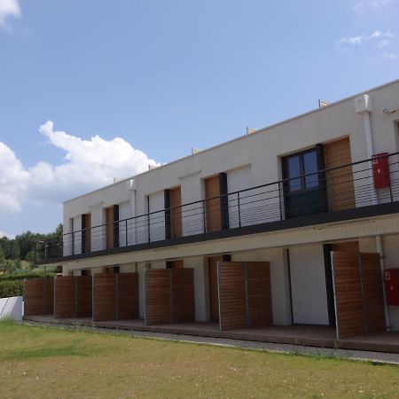Les Jardins D'Athena Aparthotel Éguilles Exterior foto