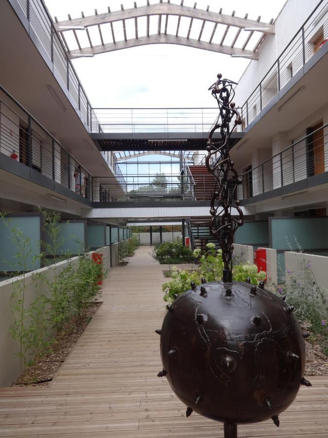 Les Jardins D'Athena Aparthotel Éguilles Exterior foto